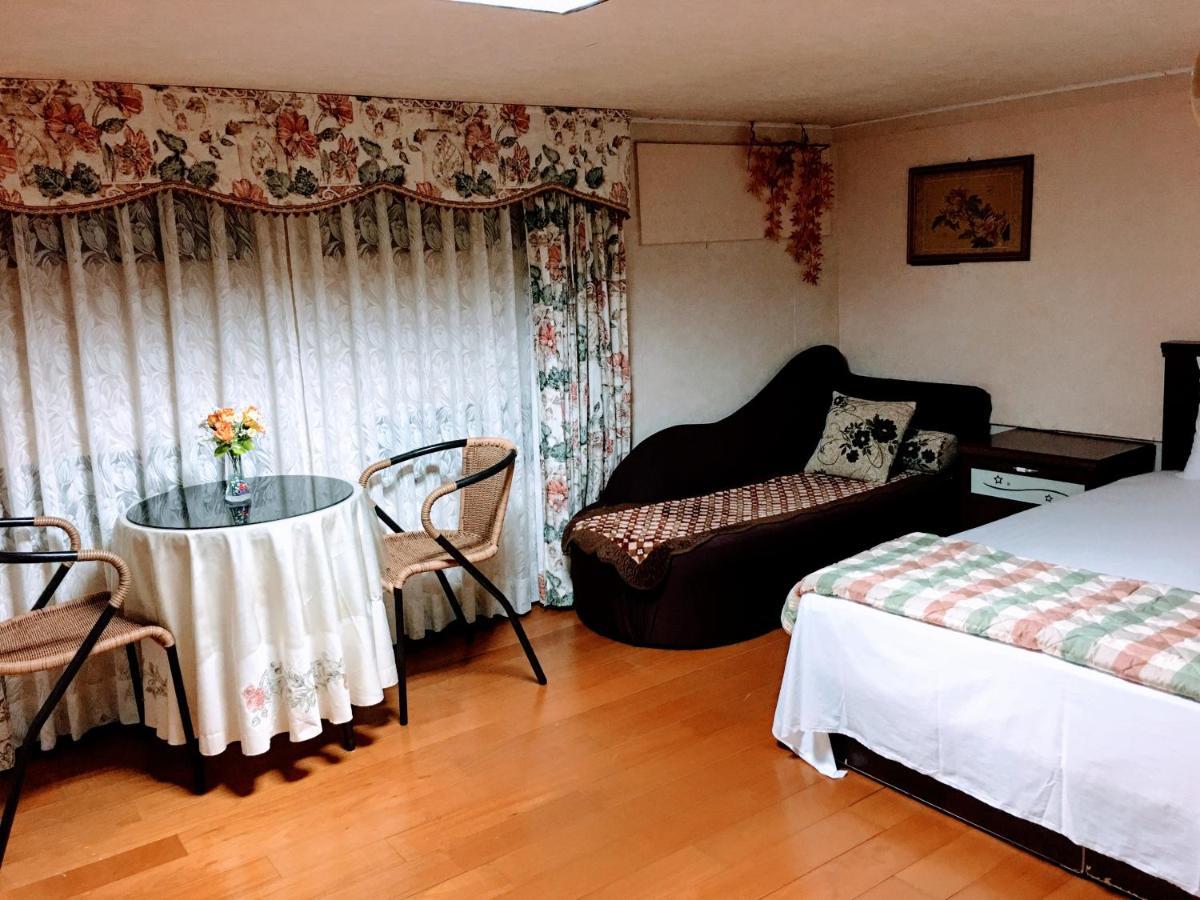 Chulu Wenxin Xiao Zhan Homestay Экстерьер фото